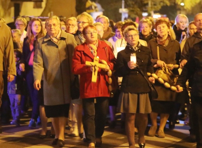 Różańcowa procesja w Czechowicach-Dziedzicach - 2018