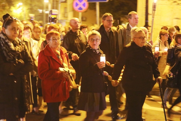 Różańcowa procesja w Czechowicach-Dziedzicach - 2018