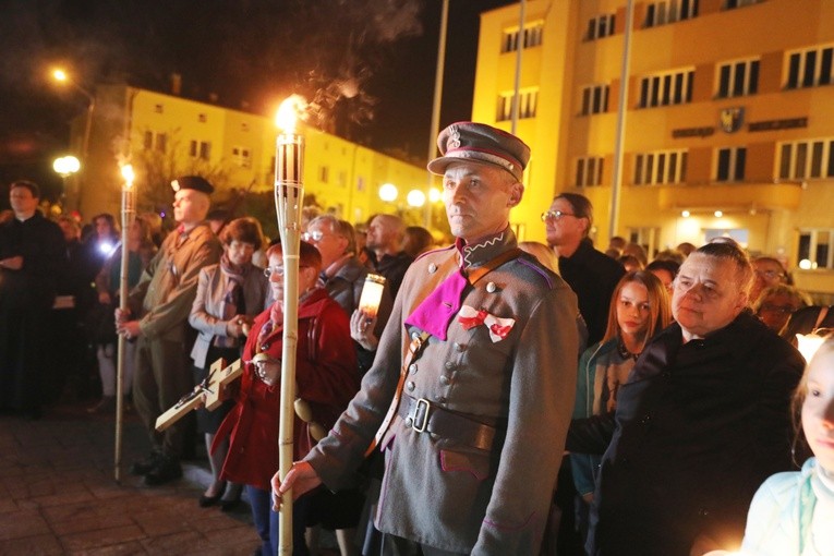 Różańcowa procesja w Czechowicach-Dziedzicach - 2018