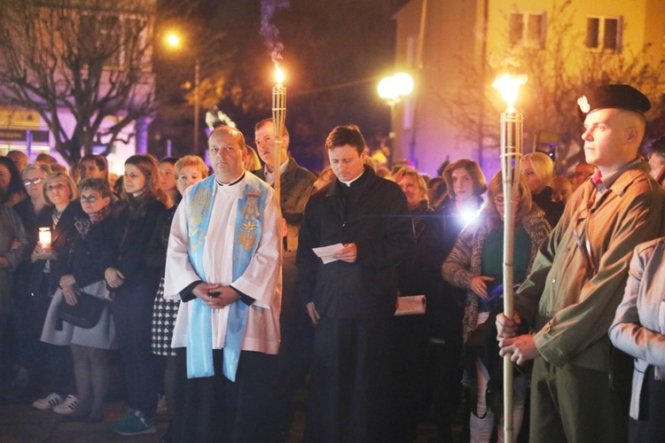 Różańcowa procesja w Czechowicach-Dziedzicach - 2018