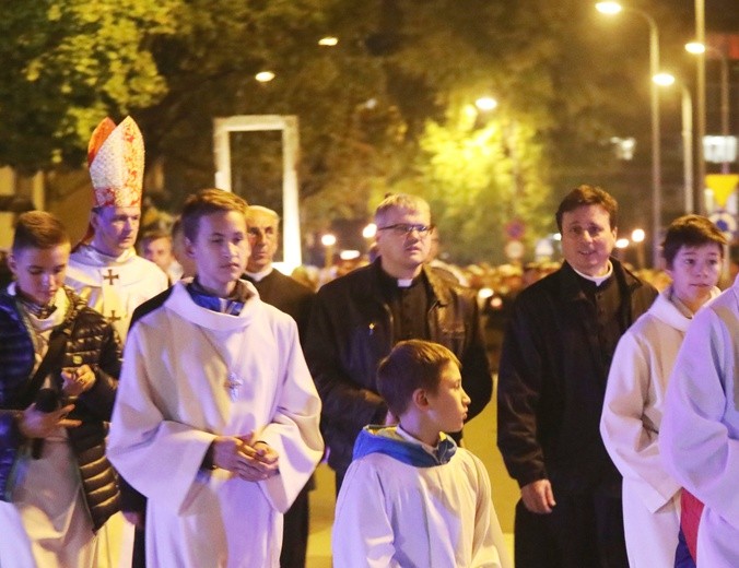 Różańcowa procesja w Czechowicach-Dziedzicach - 2018