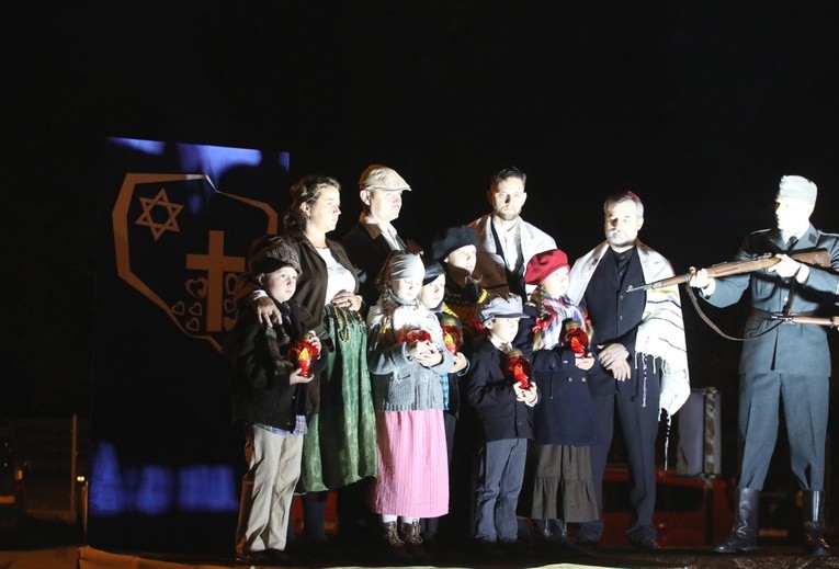 Różańcowa procesja w Czechowicach-Dziedzicach - 2018