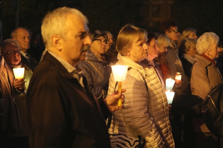 Różańcowa procesja w Czechowicach-Dziedzicach - 2018