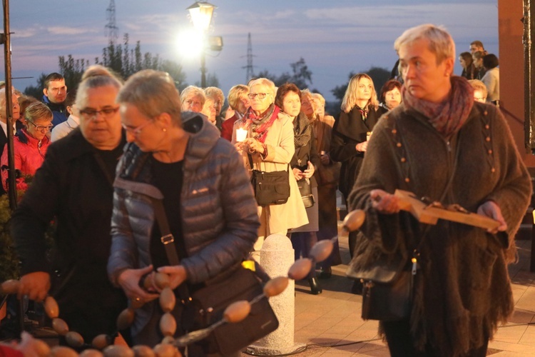 Różańcowa procesja w Czechowicach-Dziedzicach - 2018
