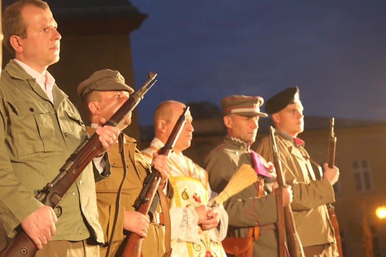 Różańcowa procesja w Czechowicach-Dziedzicach - 2018