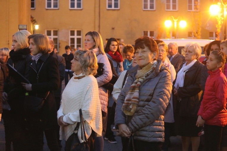 Różańcowa procesja w Czechowicach-Dziedzicach - 2018