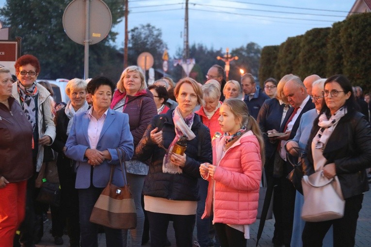 Różańcowa procesja w Czechowicach-Dziedzicach - 2018