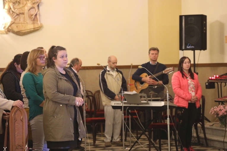 Różańcowa procesja w Czechowicach-Dziedzicach - 2018