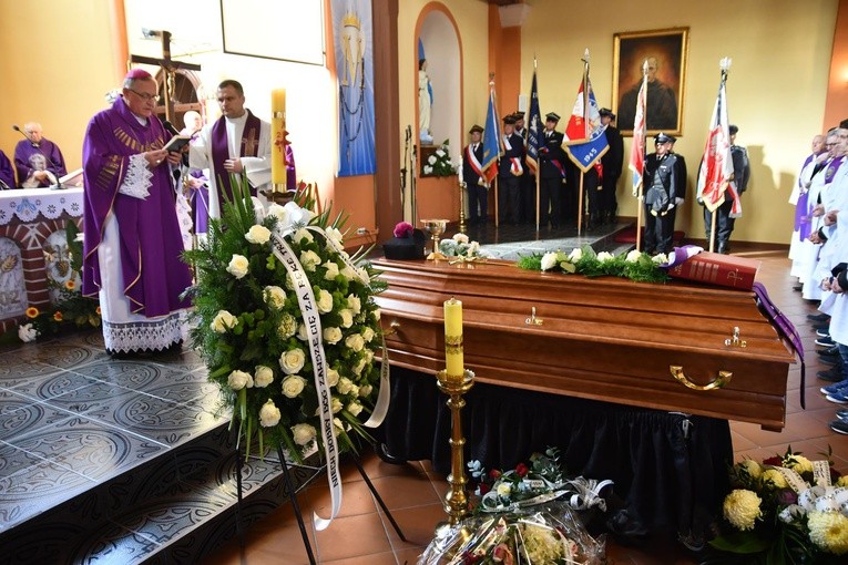 Pogrzeb śp. ks. Władysława Nowickiego