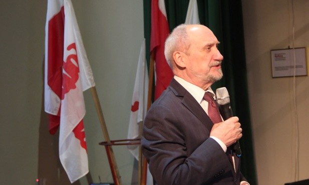 Słowo do zebranych skierował Antoni Macierewicz