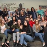 Lekcja języka migowego w Pile