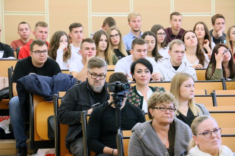 Konferencja naukowa o mediach z racji jubileuszu lubelskiego "Gościa Niedzielnego"