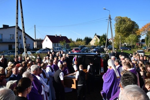 Pożegnanie śp. ks. Józefa Lubszczyka