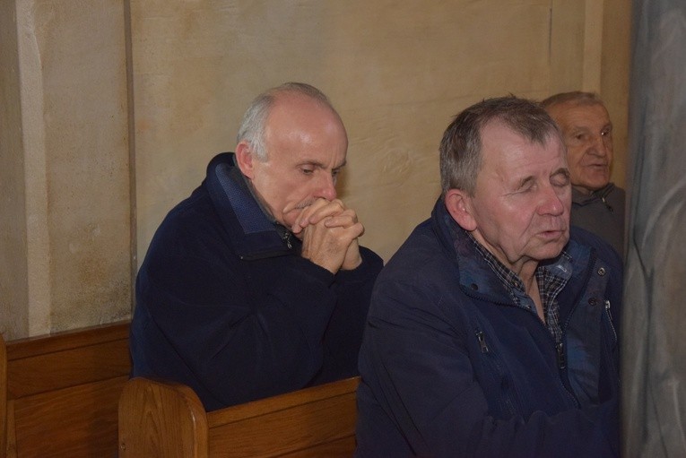 Różaniec w Boguszycach
