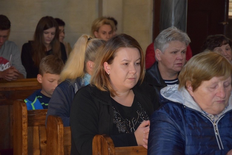Różaniec w Boguszycach
