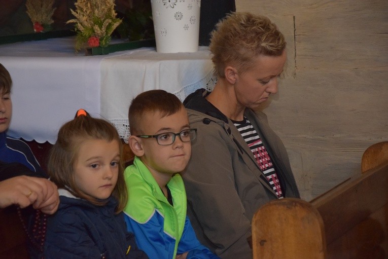 Różaniec w Boguszycach