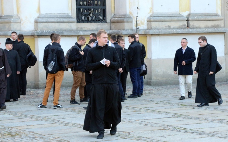 Jadwiżańska pielgrzymka powołanych do kapłaństwa i życia konsekrowanego