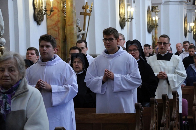 Jadwiżańska pielgrzymka powołanych do kapłaństwa i życia konsekrowanego