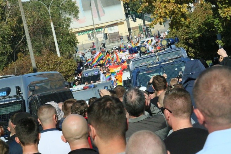 Do próby zatrzymania marszu równości doszło na ulicy Świętoduskiej w Lublinie