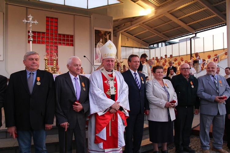 Pielgrzymka trzebnicka 2018 - medale św. Jadwigi Śląskiej