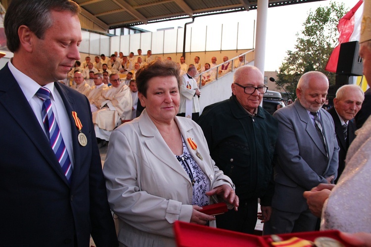 Pielgrzymka trzebnicka 2018 - medale św. Jadwigi Śląskiej