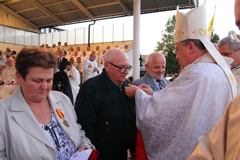 Pielgrzymka trzebnicka 2018 - medale św. Jadwigi Śląskiej