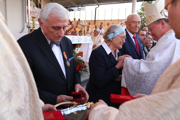 Pielgrzymka trzebnicka 2018 - medale św. Jadwigi Śląskiej