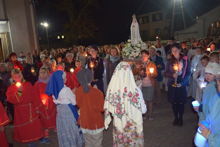 W Rawie wsród wiernych nie brakowało dzieci