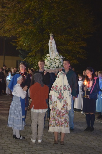 Nabożeństwo fatimskie w Rawie Maz.