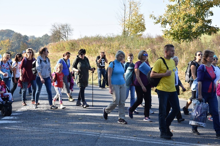 Pielgrzymka trzebnicka 2018 - cz. 12 - Oborniki Śląskie