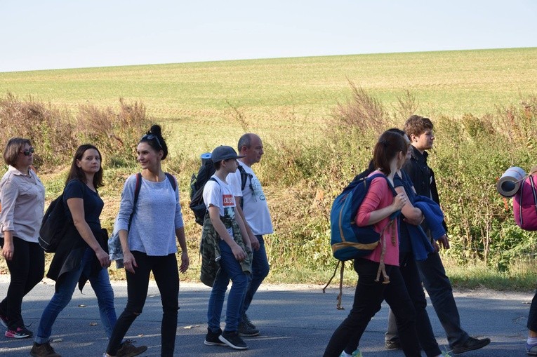 Pielgrzymka trzebnicka 2018 - cz. 12 - Oborniki Śląskie