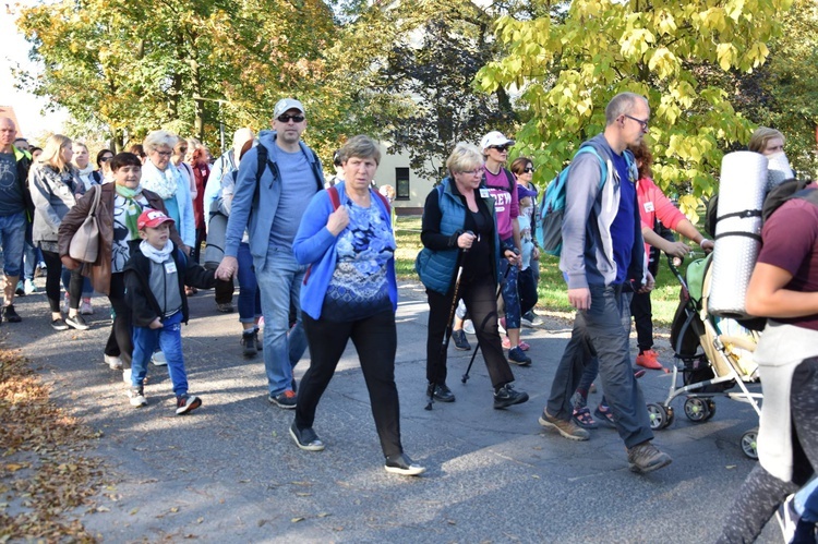 Pielgrzymka trzebnicka 2018 - cz. 12 - Oborniki Śląskie