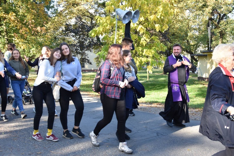 Pielgrzymka trzebnicka 2018 - cz. 12 - Oborniki Śląskie