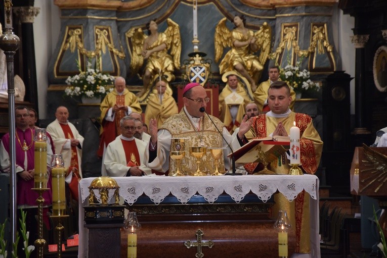 Uroczystościom jubileuszowym przewodniczył abp Wojciech Polak, prymas Polski