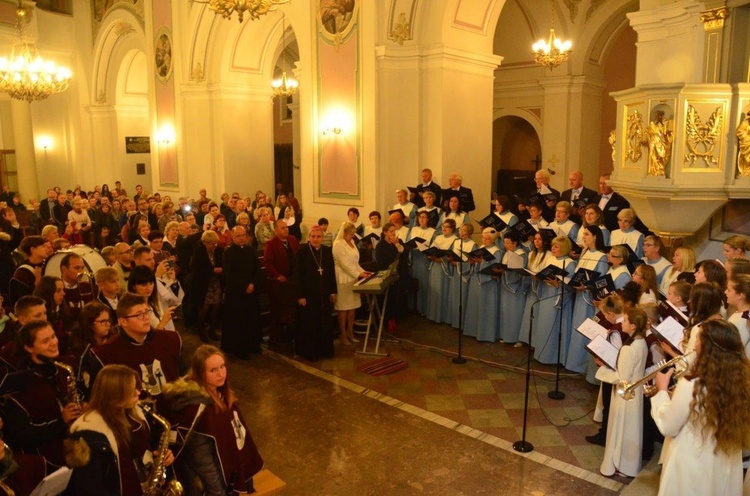 Jubileusz szkły muzycznej w Ostrowcu