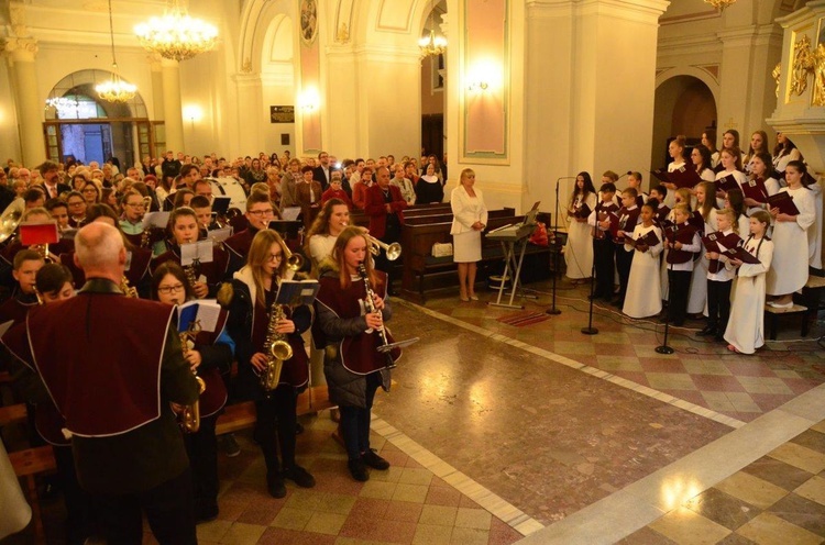 Jubileusz szkły muzycznej w Ostrowcu