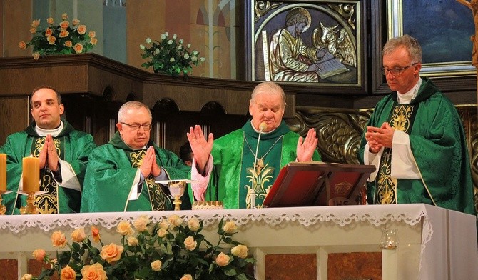Bp senior Tadeusz Rakoczy przewodniczył Mszy św. inaugurującej 33. Tydzień Kultury Chrześcijańskiej w Bielsku-Białej