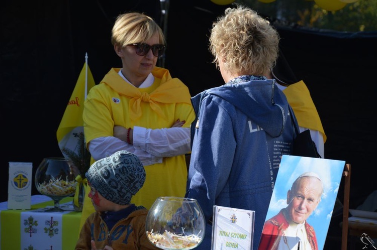 Obchody Dnia Papieskiego w Nowej Rudzie Słupiec