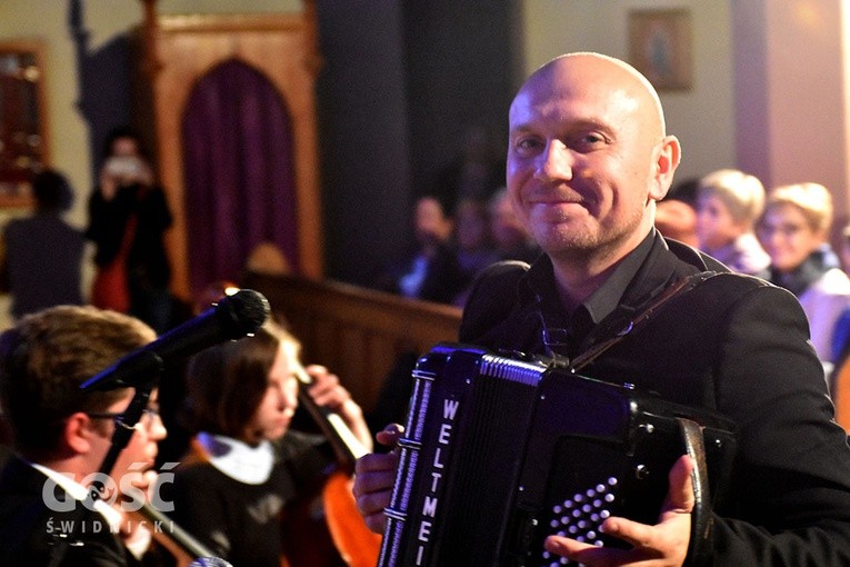 Koncert Papieski w Nowej Rudzie Słupiec