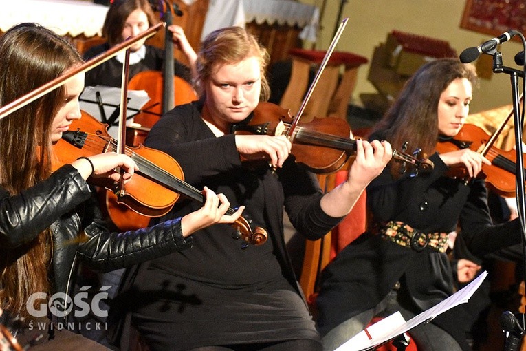 Koncert Papieski w Nowej Rudzie Słupiec