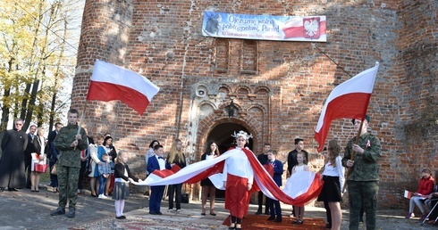 Czego oczekuje dziś od nas Polska?