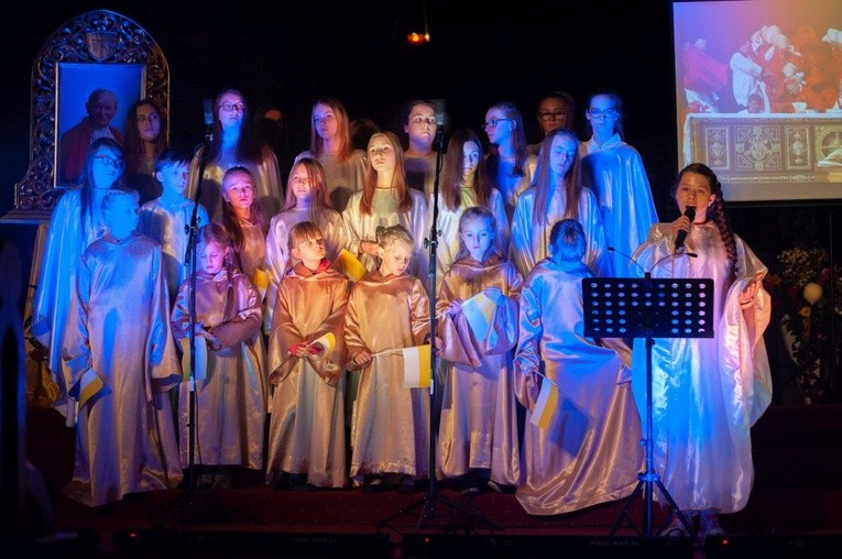 Koncert "Młodzi dla Jana Pawła II"