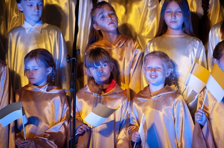 Koncert "Młodzi dla Jana Pawła II"