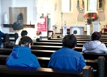 – Ojczyzna potrzebuje pracy i modlitwy – mówią parafianie, którzy włączyli się w akcję.