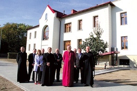 W tym roku Caritas Diecezji Tarnowskiej, której podlega Dom Emerytów, przeprowadziła generalny remont zabytkowego budynku.