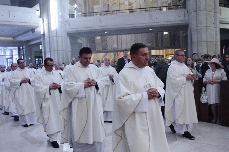 Szkoły im. św. Jana Pawła II na Białych Morzach
