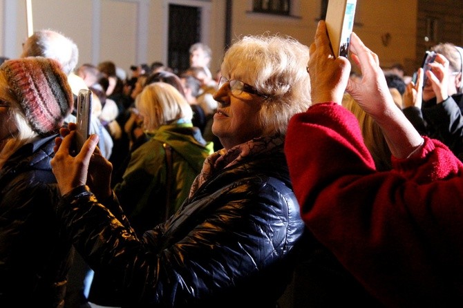 Odsłonięcie mozaiki w oknie papieskim i koncert dziękczynny