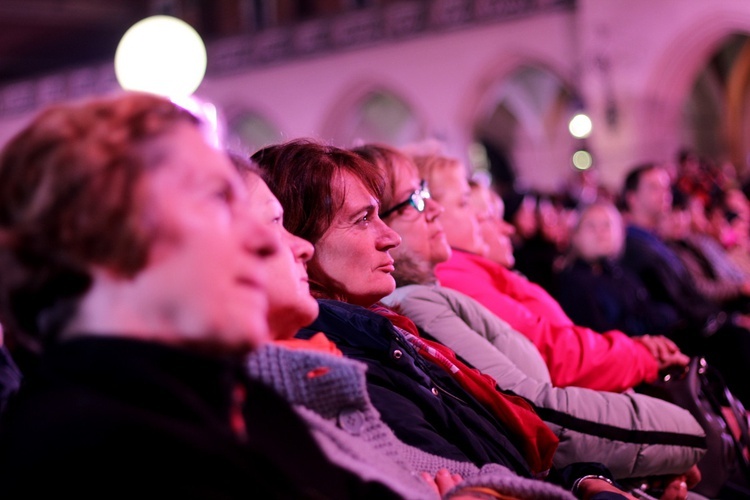 Odsłonięcie mozaiki w oknie papieskim i koncert dziękczynny