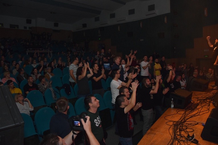 Koncert zespołu 2Tm2,3 w Skierniewicach 