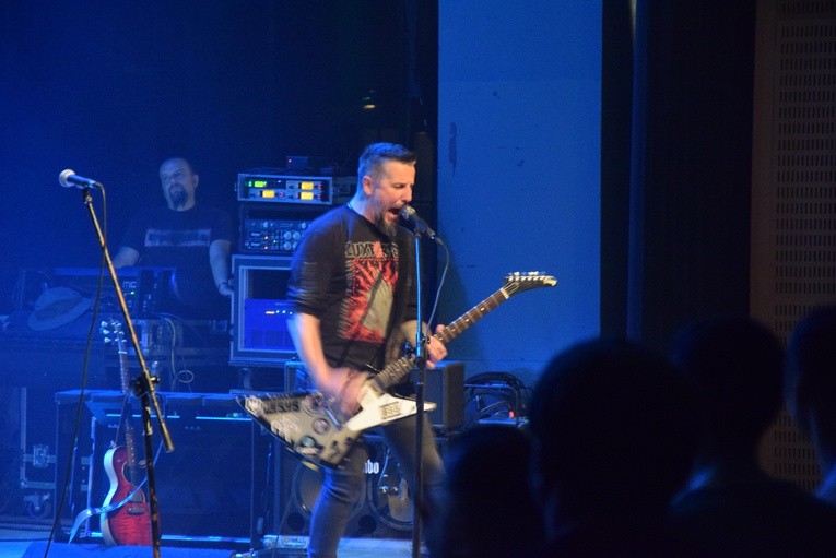 Koncert zespołu 2Tm2,3 w Skierniewicach 